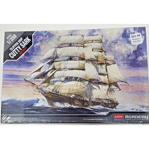 New Academy 1/350‎ US Clipper Ship Cutty Sark 14110 - 1/350 Scale